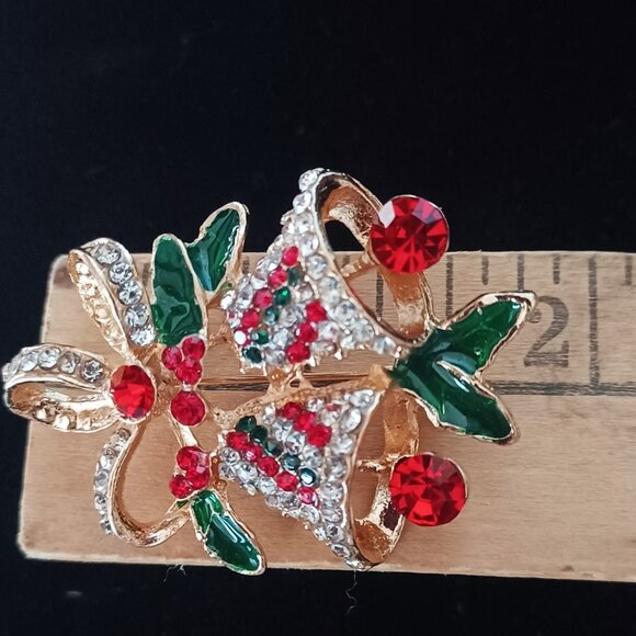 Christmas Bell Brooch or Pendant - Picture 4 of 4